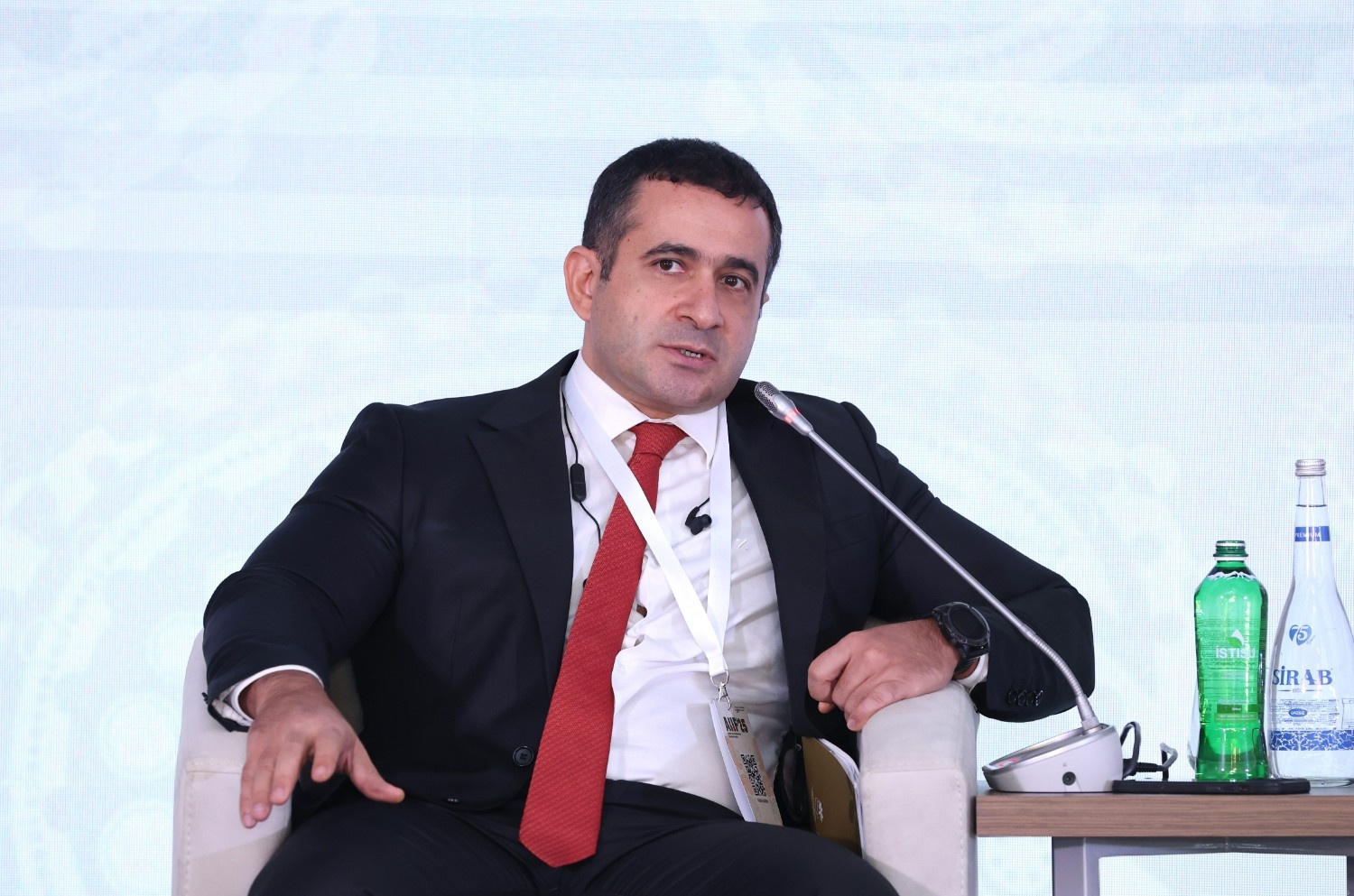 Kiçik və orta biznesin inkişafına həsr olunmuş panel sessiya keçirilib