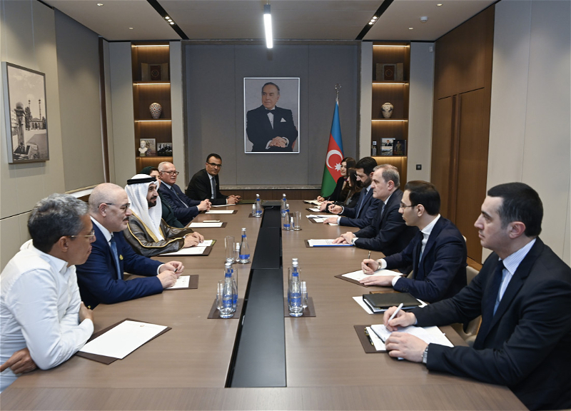 Nazir Ceyhun Bayramovun Ərəb Parlamentinin prezidentinin başçılıq etdiyi nümayəndə heyəti ilə görüşü keçirilib