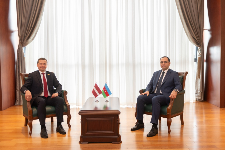 Latviyalı nazir: Azərbaycanla bütün sahələrdə tərəfdaşlıq münasibətlərini inkişaf etdirməkdə maraqlıyıq